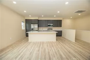 8189 Aventus Ln, Fontana, CA 92335 - Photo 10