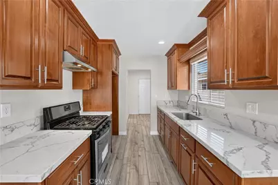 16582 Barbee, Fontana, CA 92336 - Photo 12