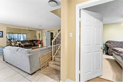 698 W Phillips, Pomona, CA 91766 - Photo 8