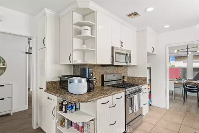 1912 N Kenneth Rd, Burbank, CA 91504 - Photo 6