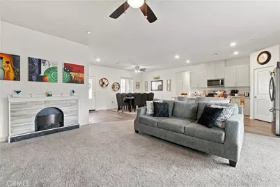12197 Deborah, Victorville, CA 92392 - Photo 4