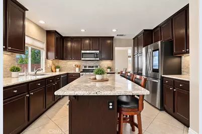 17621 Electra, Victorville, CA 92395 - Photo 8