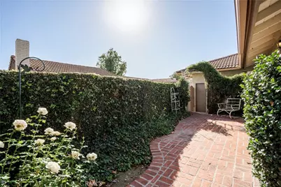 110 Oak Forest Circle, Glendora, CA 91741 - Photo 32