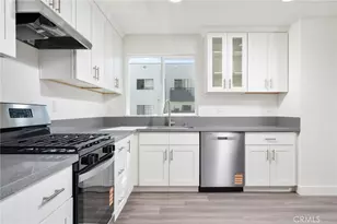 6837 N Haskell Ave, Van Nuys, CA 91406 - Photo 16