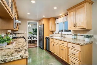 346 N Mountain Avenue, Monrovia, CA 91016 - Photo 12