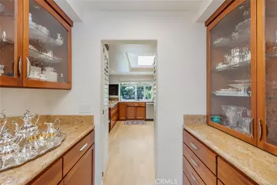 688 Charleston Drive, Claremont, CA 91711 - Photo 10