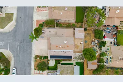 12043 Redwood, Fontana, CA 92337 - Photo 44