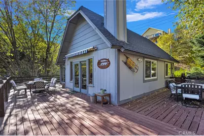 915 Trinity, Lake Arrowhead, CA 92352 - Photo 22