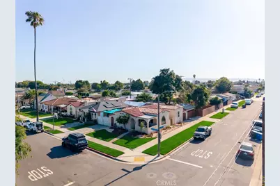 2391 Fashion Ave, Long Beach, CA 90810 - Photo 4