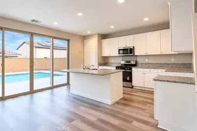 11542 Gayneswood, Victorville, CA 92392 - Photo 6