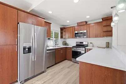 850 N Wisteria Avenue, Rialto, CA 92376 - Photo 8