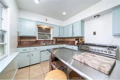 1228 N 3rd Avenue, Upland, CA 91786 - Photo 14