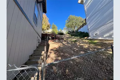 30055 Enchanted Way, Running Springs, CA 92382 - Photo 16