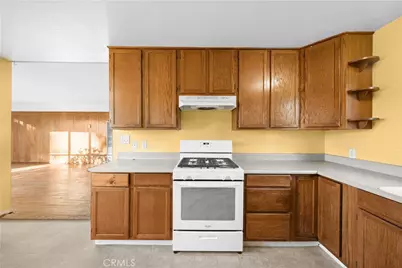 643 E Foothill Boulevard, Glendora, CA 91741 - Photo 10