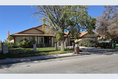 44047 Rodin, Lancaster, CA 93535 - Photo 2
