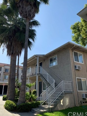 429 Hill Ave, Pasadena, CA 91106-1220