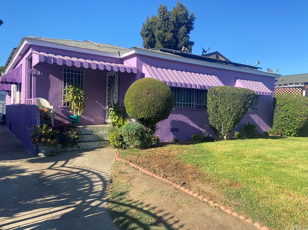 831 116th St, Los Angeles, CA 90059-2309