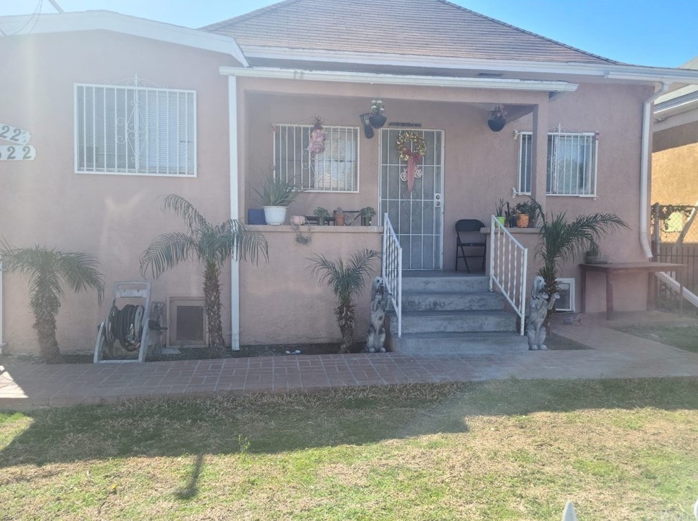 622 24th St, Los Angeles, CA 90011-1505
