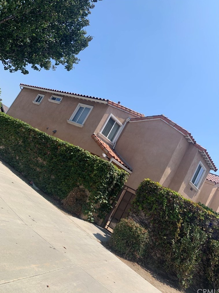 1601 Gage Ave, Los Angeles, CA 90001-1725