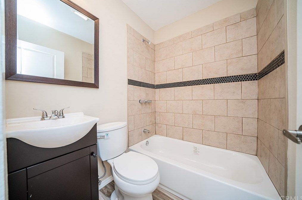 1739 56th St, Los Angeles CA  90062-2730 exterior