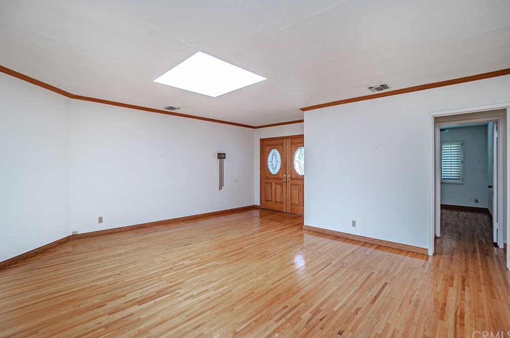 1809 Graylock Ave, Monterey Park, CA 91754-5543
