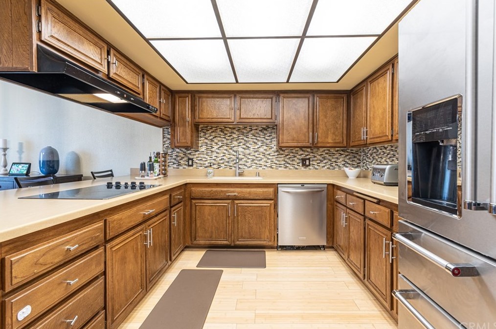 10420 Downey Ave #204, Downey, CA 90241