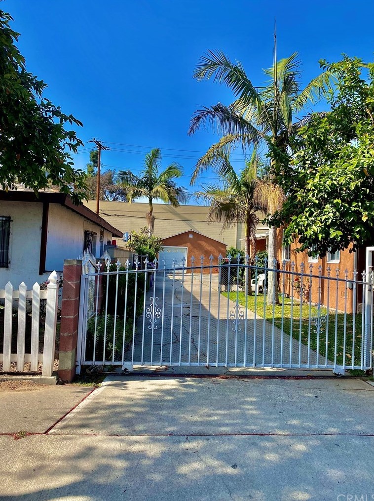 6809 San Rafael St, Paramount, CA 90723