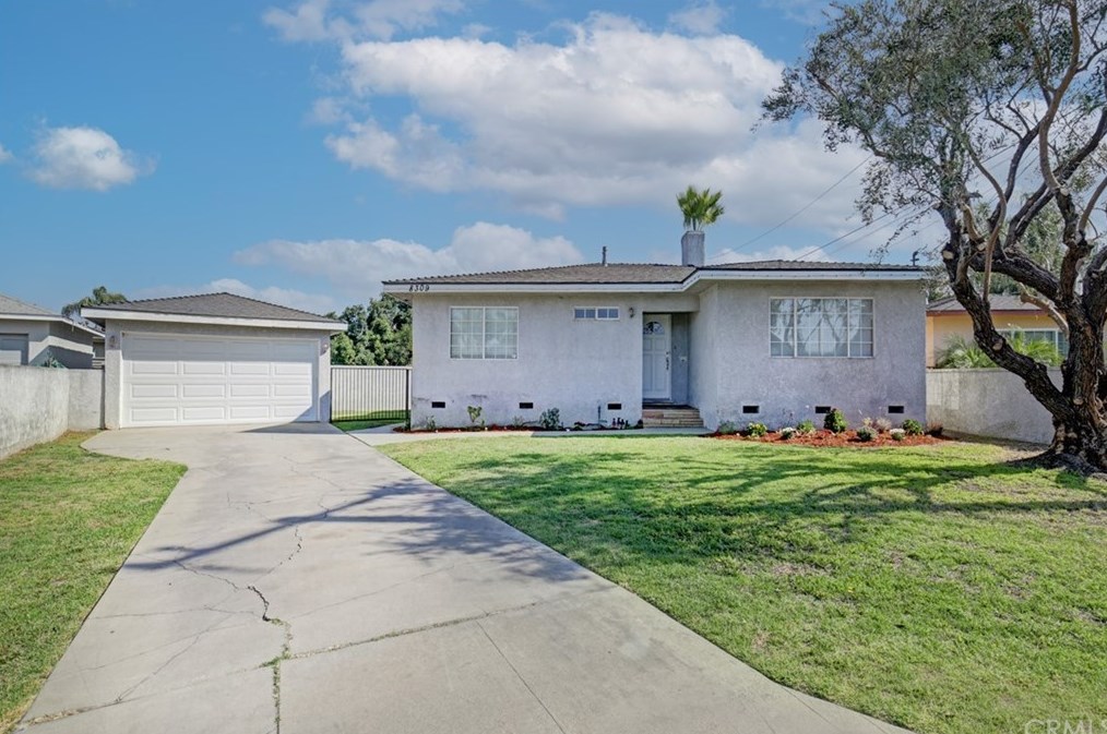 8309 Vista Del Rio Ave, Downey, CA 90240