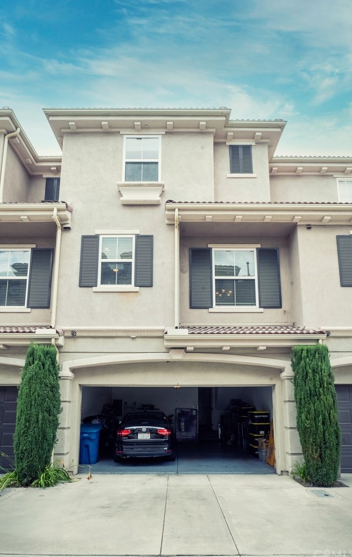 17635 Sarentina Ct, Bellflower, CA 90706