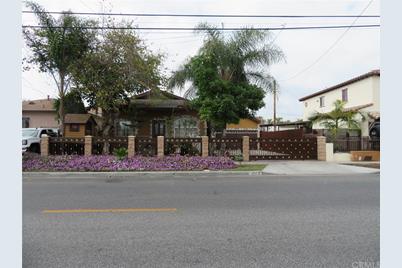 4119 Bell Avenue - Photo 1