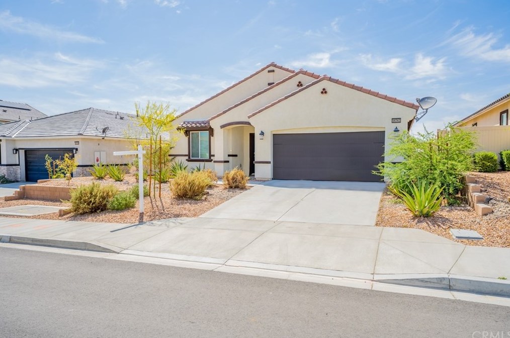 16762 Desert Willow St, Victorville, CA 92394