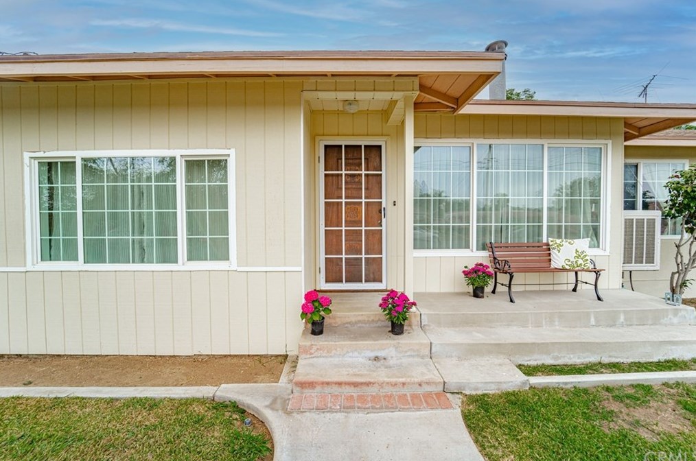 805 Jackson St, Colton, CA 92324