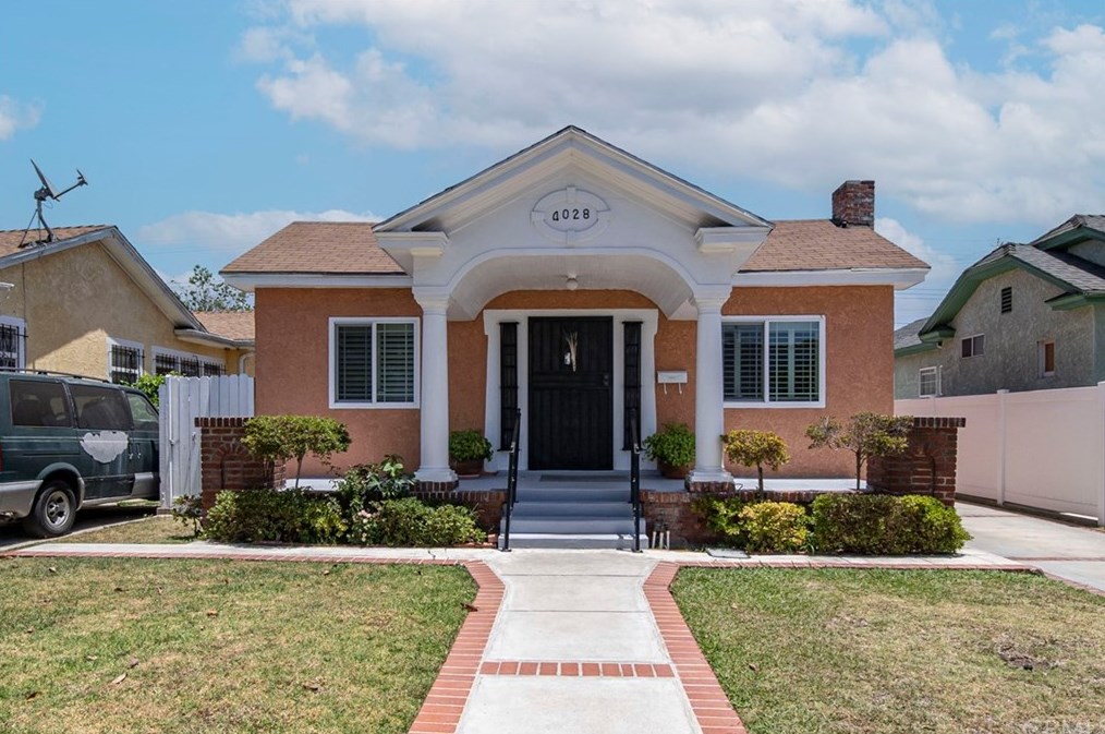 4028 Hobart Blvd, Los Angeles, CA 90062-1618