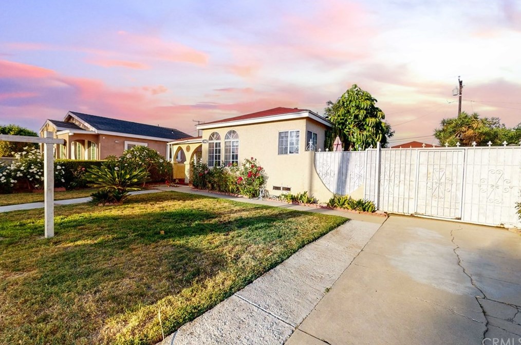 10942 Standard Ave, Lynwood, CA 90262