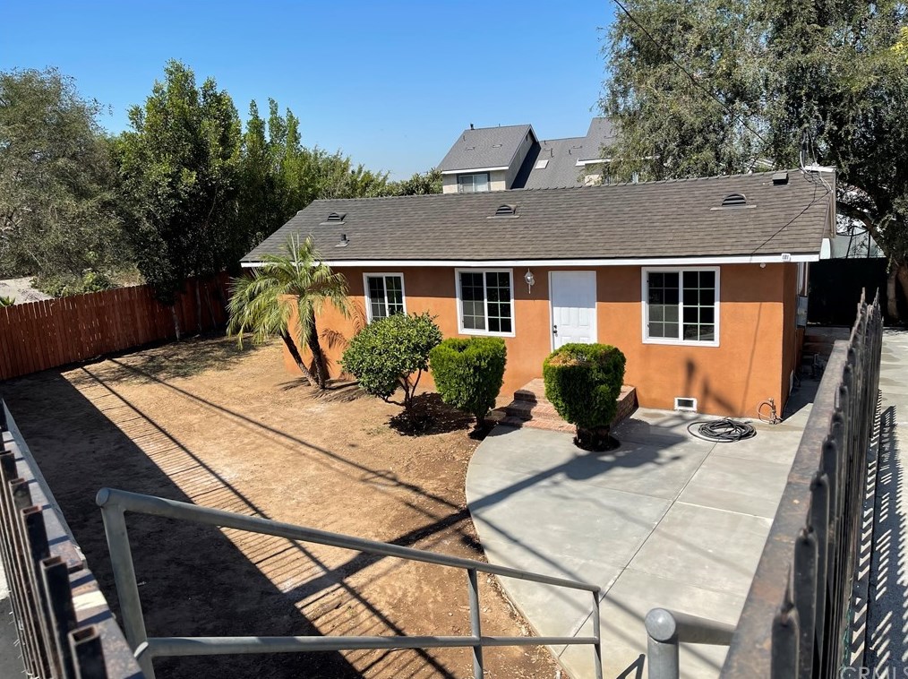 245 S Bluff Rd, Montebello, CA 90640