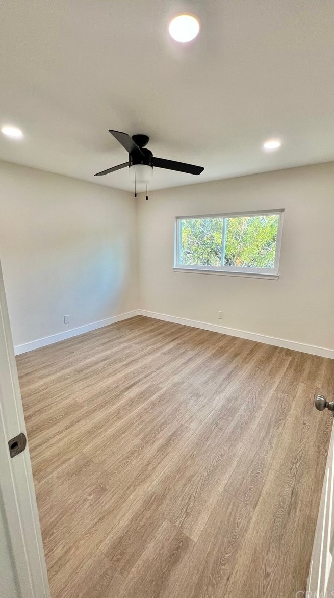 6729 Saladin Ave, Twntynine Plm CA  92277-3679 exterior