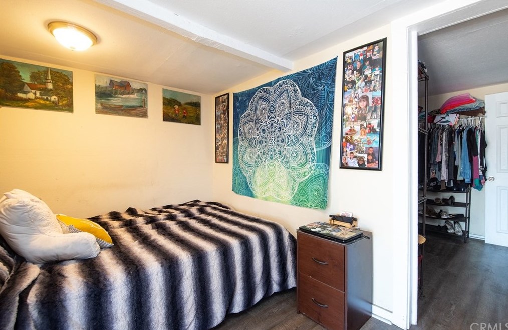 11204 Towne Ave, Los Angeles CA  90011-3435 exterior