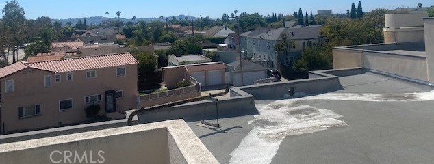 5601 Olympic Blvd, Los Angeles CA  90022-5127 exterior