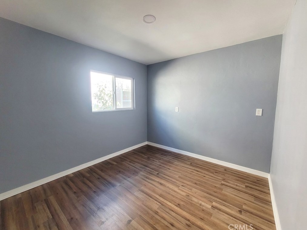 827 101st St, Los Angeles CA  90044-4507 exterior