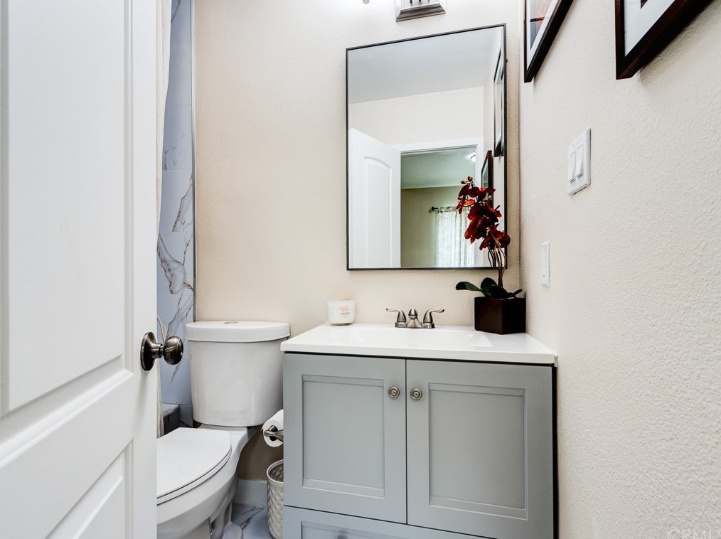 427 83rd St, Los Angeles CA  90003-3101 exterior