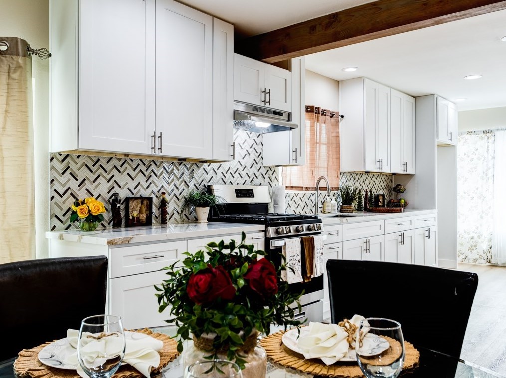 427 83rd St, Los Angeles CA  90003-3101 exterior