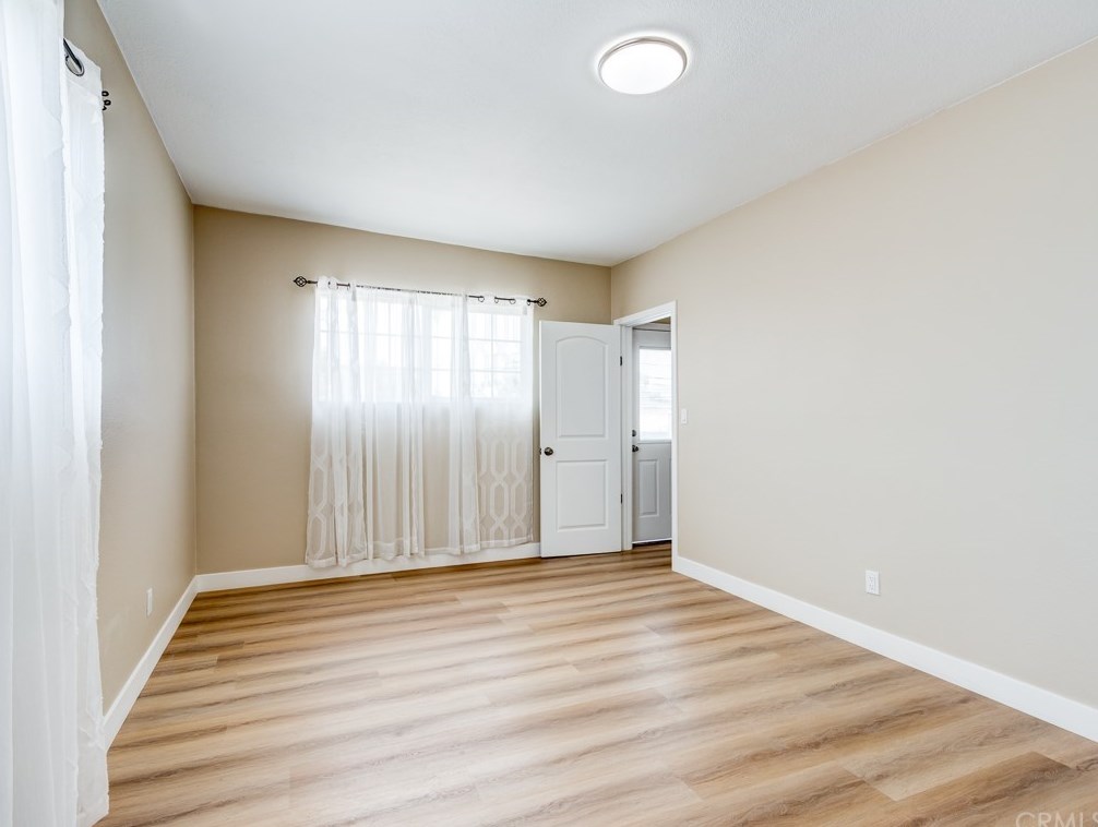 427 83rd St, Los Angeles CA  90003-3101 exterior