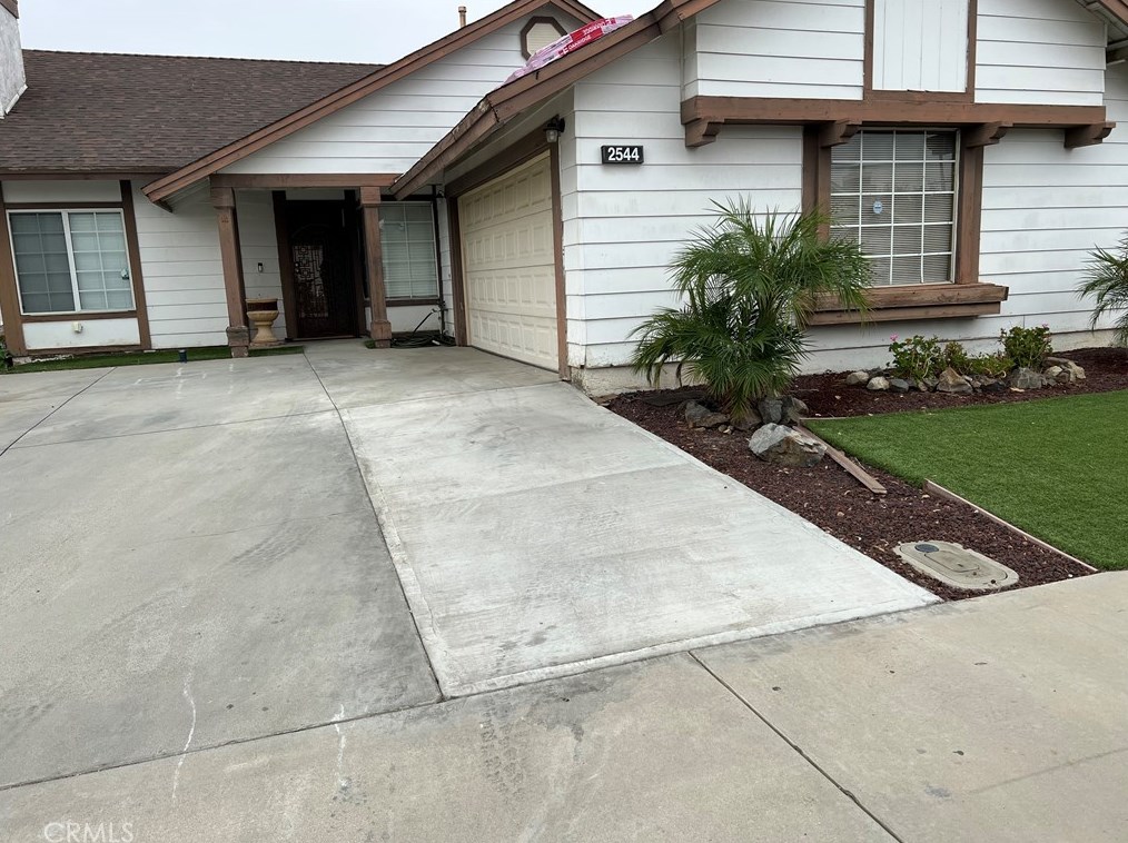 2544 Spectacular Bid, Perris, CA 92571