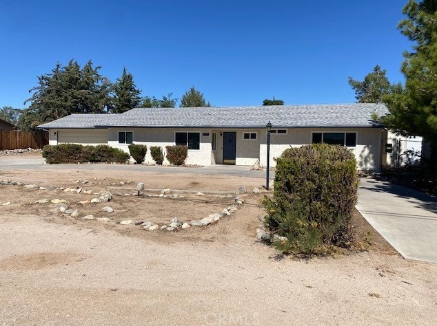 15212 Live Oak St, Hesperia, CA 92345-3016
