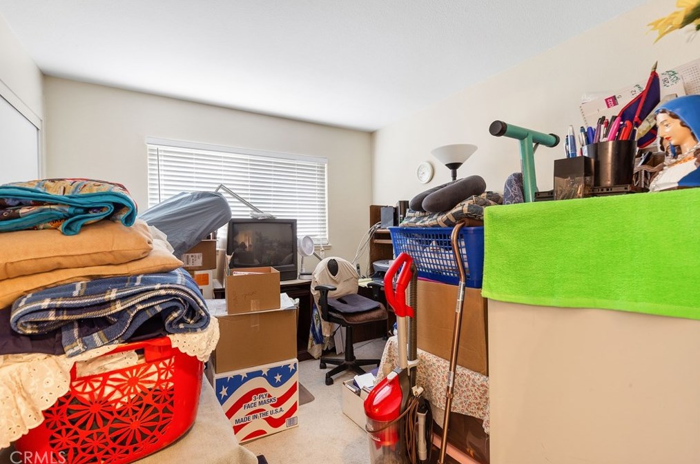 13076 Briarwood St, Artesia CA  90703-7371 exterior