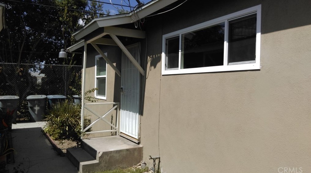 8651 Virginia Ave, South Gate, CA 90280