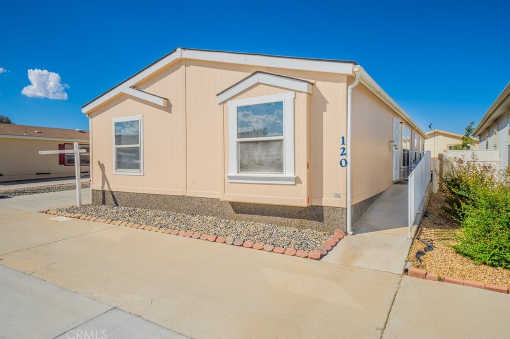 22241 Nisqually Rd #120, Apple Valley, CA 92308