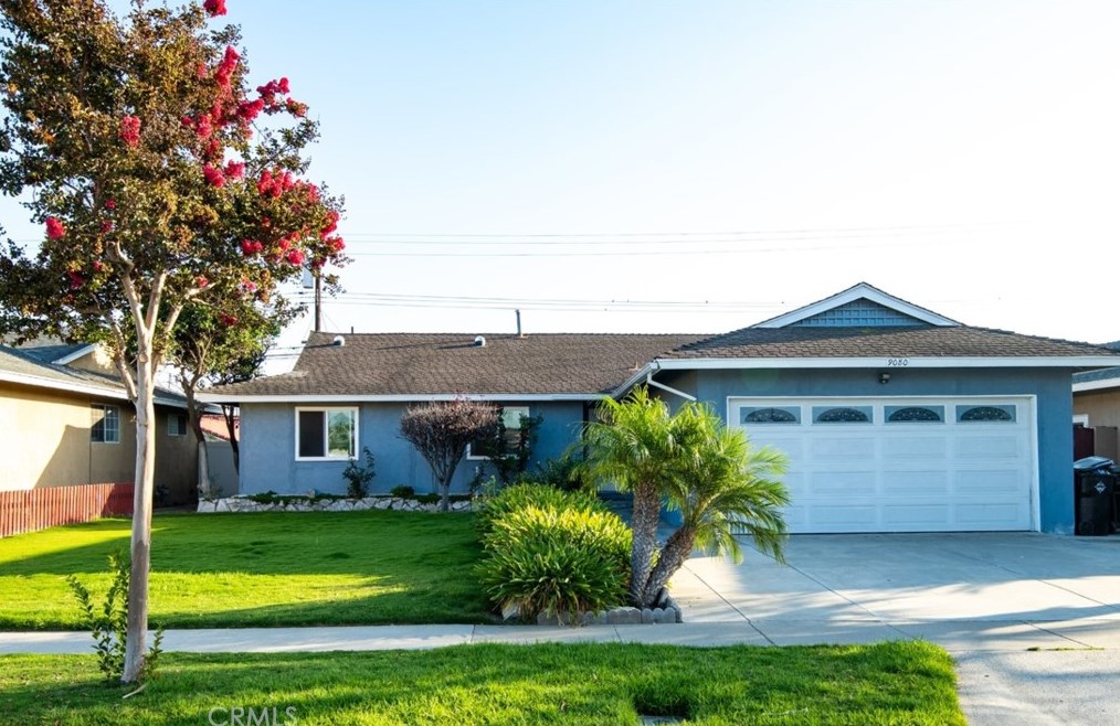 9080 Larkspur Dr, Westminster, CA 92683-7323