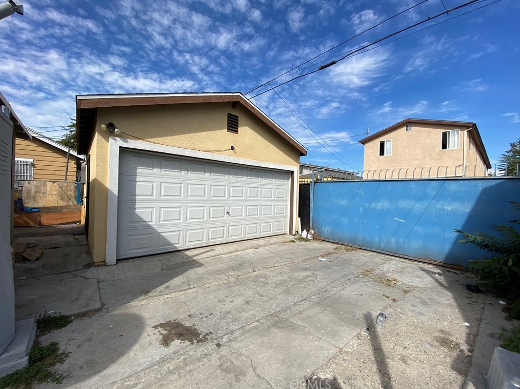 131 62 St, Los Angeles CA  90043-3610 exterior