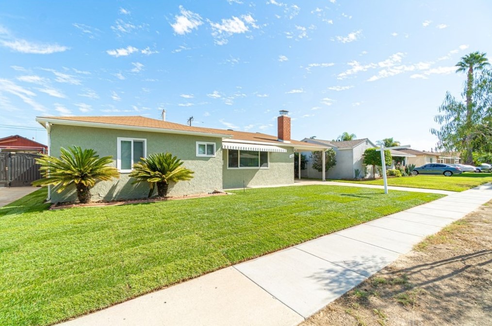 14018 Premiere Ave, Bellflower, CA 90706